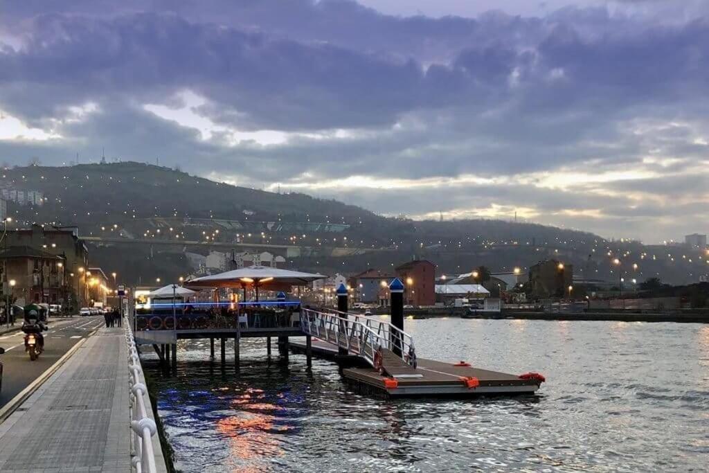 Vt En La Ribera De Bilbao Bilbau Exterior foto